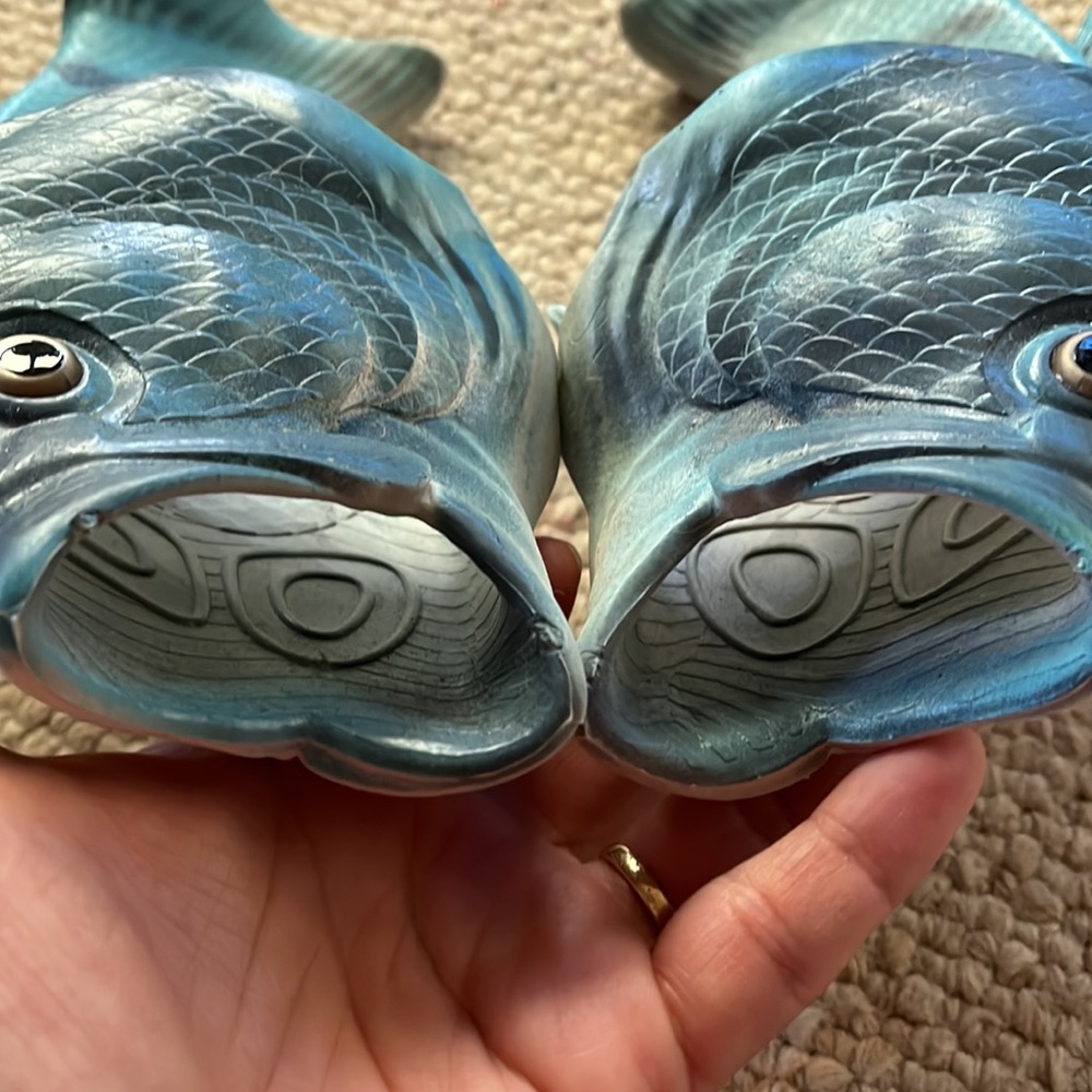 Koi Slippers - Picture 9 of 9